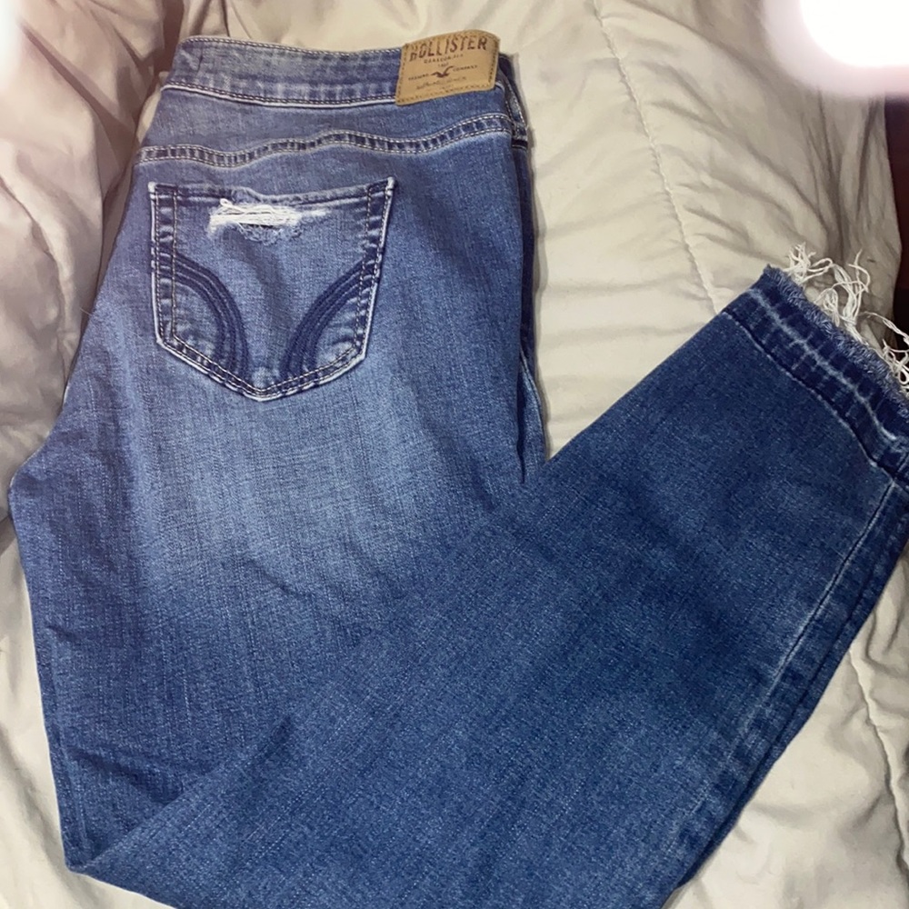 Hollister crop jeans (ankle length)
